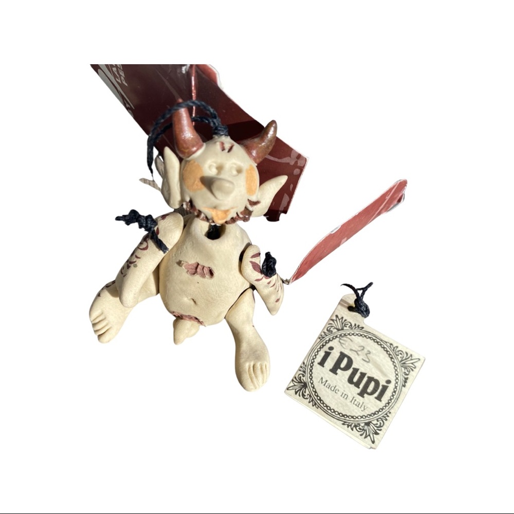 Ipupi figurine